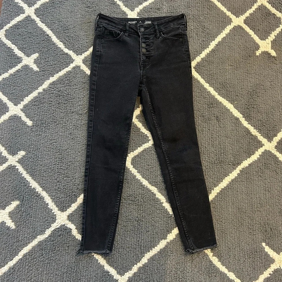 Old Navy Rockstar Super Skinny Black Jeans - Picture 1 of 6